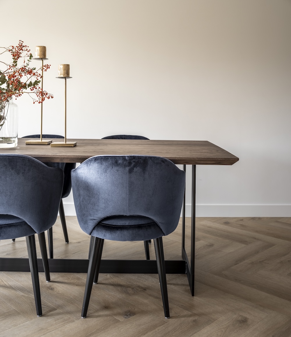 FotoEen visgraatvloer van Therdex maakt van elke ruimte een blikvanger